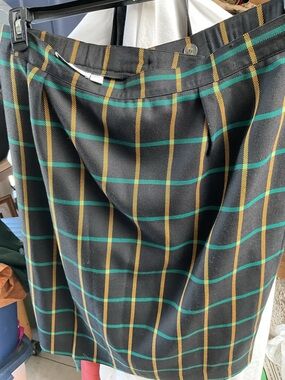 Vintage 70’s  Rena Rowan  SAVILLE plaid Pencil Skirt with Green and Gold